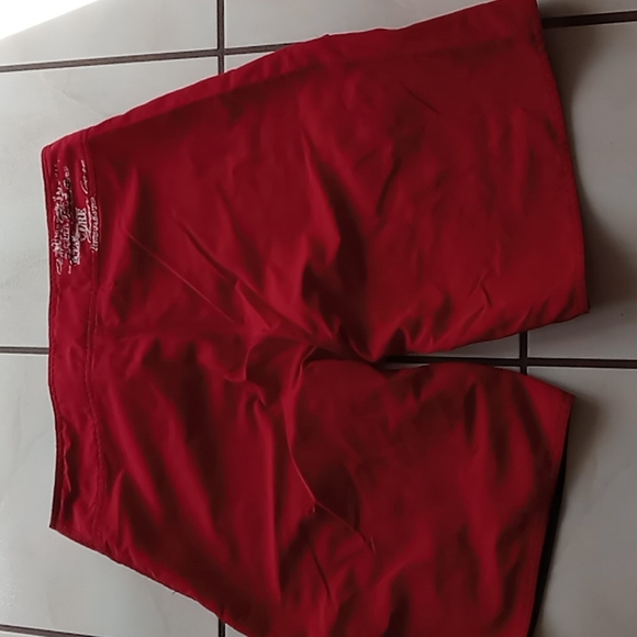 Ocean Core BNWOT Men's Red w Black Board Shorts SZ 36 - Picture 8 of 15